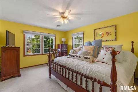 Bedroom - 1405 Hosta St, Springfield, IL 62712 photo 2 of 7