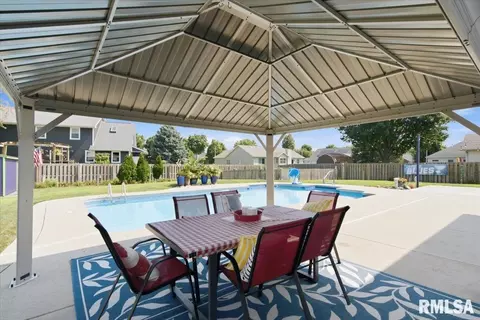 Other - 1405 Hosta St, Springfield, IL 62712 photo 11 of 12
