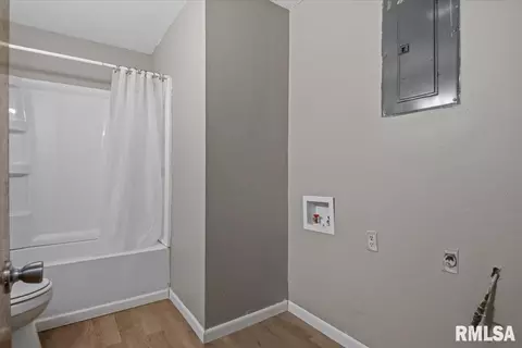 Other - 1712 Fairfield Dr, Springfield, IL 62702 photo 4 of 6