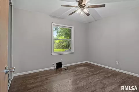 Bedroom - 1712 Fairfield Dr, Springfield, IL 62702 photo 1 of 4