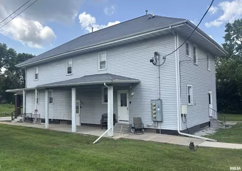 308 W Adams St, Macomb, IL 61455 photo 2
