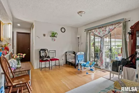 Other - 3212-3214 Clarendon Dr, Springfield, IL 62704 photo 5 of 12