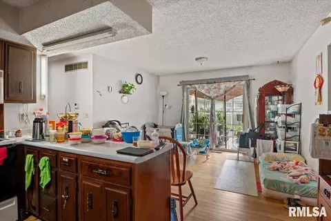 Other - 3212-3214 Clarendon Dr, Springfield, IL 62704 photo 7 of 12