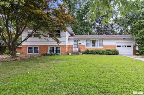 Other - 2212 Fairway Dr, Springfield, IL 62704 photo 2 of 11