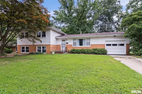Other - 2212 Fairway Dr, Springfield, IL 62704 photo 1 of 11