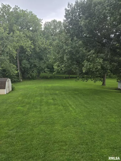 Exterior - 3431 Angelo St, Springfield, IL 62707 photo 4 of 5