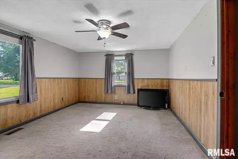 Living - 452 Elder Ave, Palmyra, IL 62674 photo 2 of 2