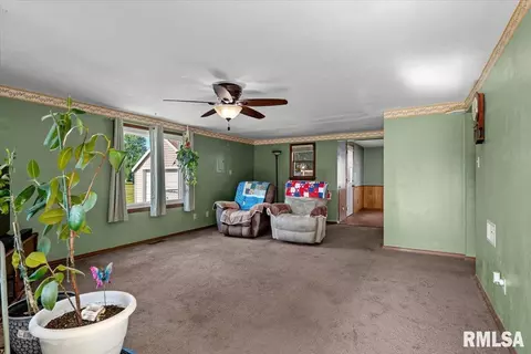 Living - 452 Elder Ave, Palmyra, IL 62674 photo 1 of 2