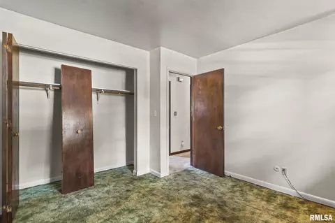 Bedroom - 2505 Griffiths Ave, Springfield, IL 62702 photo 7 of 10