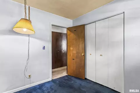 Bedroom - 2505 Griffiths Ave, Springfield, IL 62702 photo 9 of 10