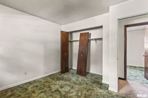 Bedroom - 2505 Griffiths Ave, Springfield, IL 62702 photo 8 of 10