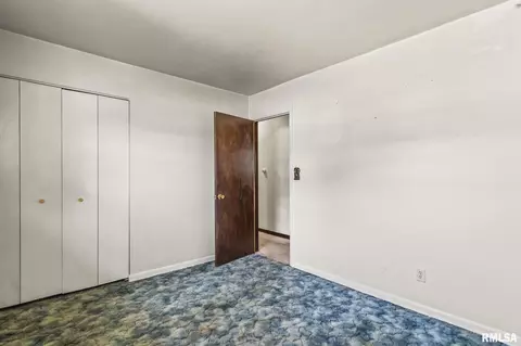 Bedroom - 2505 Griffiths Ave, Springfield, IL 62702 photo 4 of 10