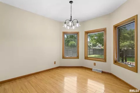 Other - 401 Colbrook Dr, Springfield, IL 62702 photo 2 of 21