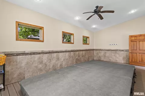 Other - 401 Colbrook Dr, Springfield, IL 62702 photo 5 of 21