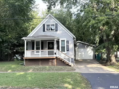 355 N Pearl St, Galesburg, IL 61401