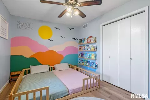 Bedroom - 2016 Skipton Rd, Springfield, IL 62702 photo 5 of 10