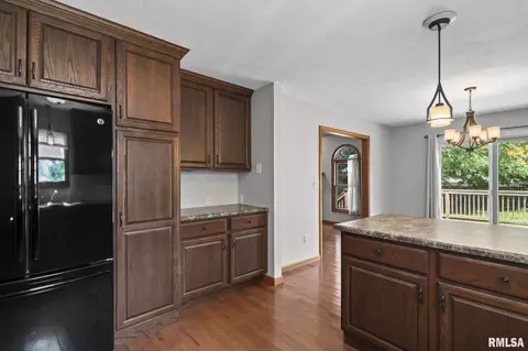 Kitchen - 405 Pheasant Run, Sherman, IL 62684 photo 1 of 4