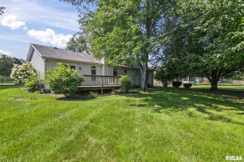 Exterior - 405 Pheasant Run, Sherman, IL 62684 photo 7 of 9