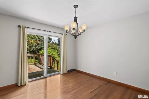 Dining - 405 Pheasant Run, Sherman, IL 62684 photo 1 of 1