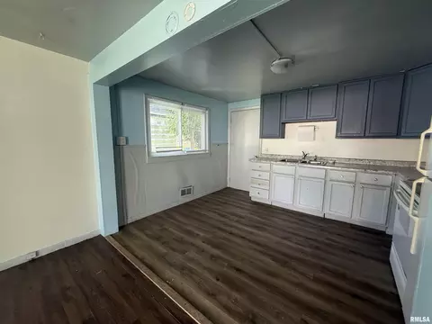 Other - 2204 S 15th St, Springfield, IL 62703 photo 1 of 3