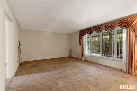 Living - 2840 E Lake Shore Dr, Springfield, IL 62712 photo 1 of 5