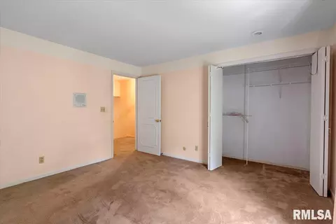 Bedroom - 2840 E Lake Shore Dr, Springfield, IL 62712 photo 2 of 7