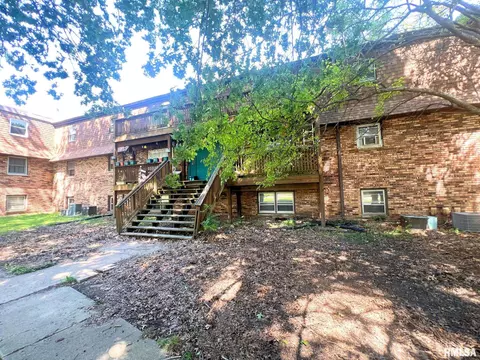 Exterior - 3006 Taylor Ave, Springfield, IL 62703 photo 1 of 2
