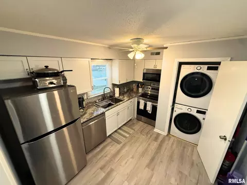 Other - 3006 Taylor Ave, Springfield, IL 62703 photo 2 of 3