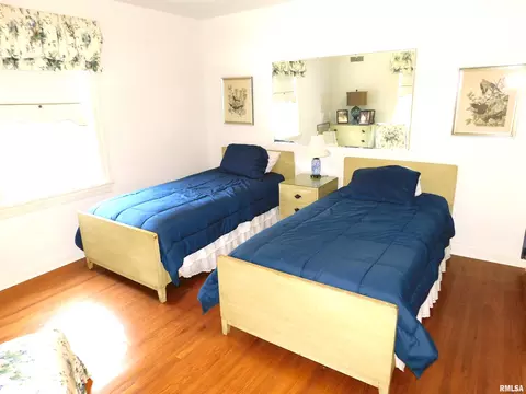 Bedroom - 4 Sunset Ln, Springfield, IL 62707 photo 6 of 6