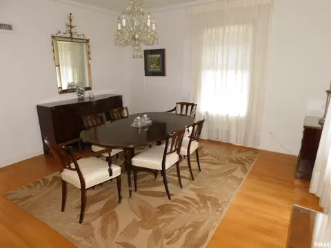 Dining - 4 Sunset Ln, Springfield, IL 62707 photo 2 of 2