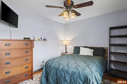 Bedroom - 1828 N Wolfe St, Springfield, IL 62702 photo 1 of 7