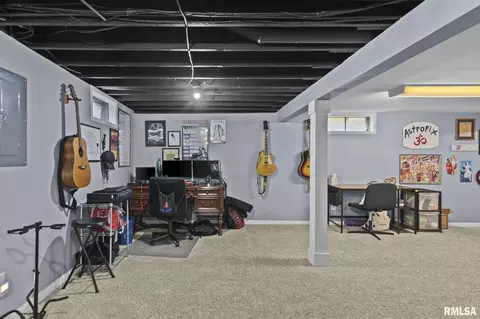 Other - 1828 N Wolfe St, Springfield, IL 62702 photo 11 of 20