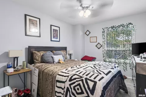 Bedroom - 1908 Jennette Ln, Springfield, IL 62702 photo 4 of 4
