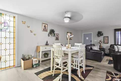 Dining - 1908 Jennette Ln, Springfield, IL 62702 photo 1 of 4