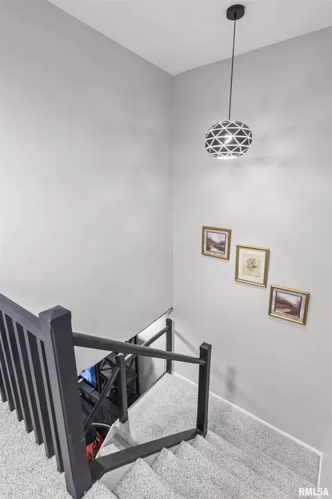 Entry Way - 1908 Jennette Ln, Springfield, IL 62702 photo 2 of 2
