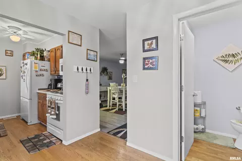 Entry Way - 1908 Jennette Ln, Springfield, IL 62702 photo 1 of 2