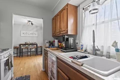 Kitchen - 1908 Jennette Ln, Springfield, IL 62702 photo 3 of 3