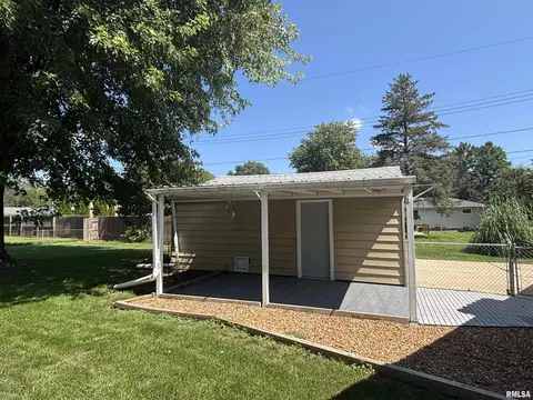 Exterior - 3605 Moorgate Dr, Springfield, IL 62703 photo 5 of 5