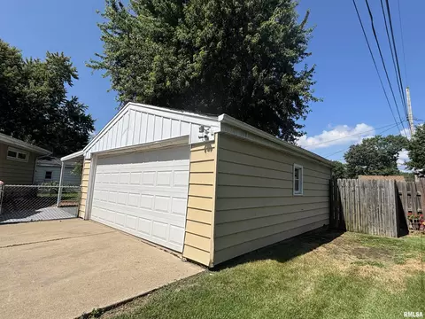 Other - 3605 Moorgate Dr, Springfield, IL 62703 photo 6 of 8