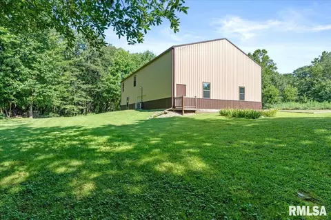 Exterior - 1761 Tozer Rd, Springfield, IL 62707 photo 3 of 8