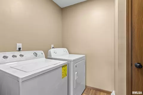 Other - 5205 Carlton Dr, Springfield, IL 62703 photo 3 of 5