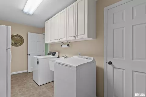 Other - 3508 Bluff Rd, Springfield, IL 62711 photo 6 of 17