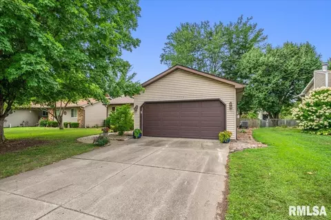Exterior - 5253 Carlton St, Springfield, IL 62703 photo 2 of 7