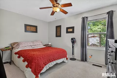 Bedroom - 5253 Carlton St, Springfield, IL 62703 photo 1 of 6