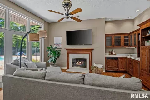 Other - 3325 Collingwood Dr, Springfield, IL 62711 photo 4 of 11