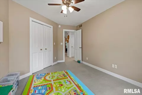 Bedroom - 3325 Collingwood Dr, Springfield, IL 62711 photo 8 of 10