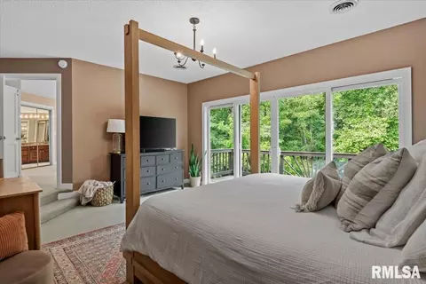 Bedroom - 3325 Collingwood Dr, Springfield, IL 62711 photo 2 of 10