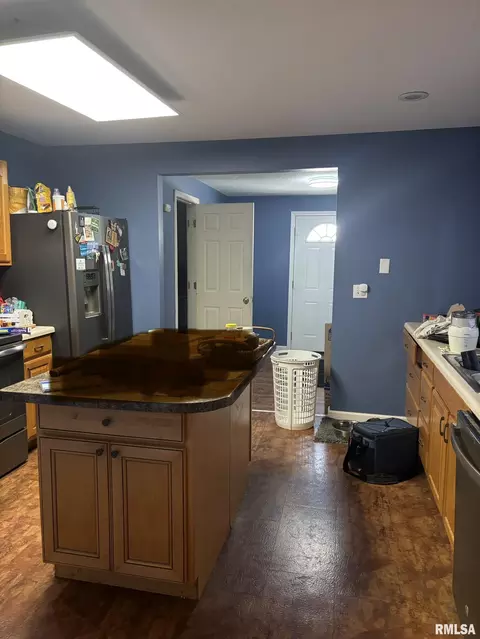 1409 Chalmers Ave, Springfield, IL 62703 photo 4