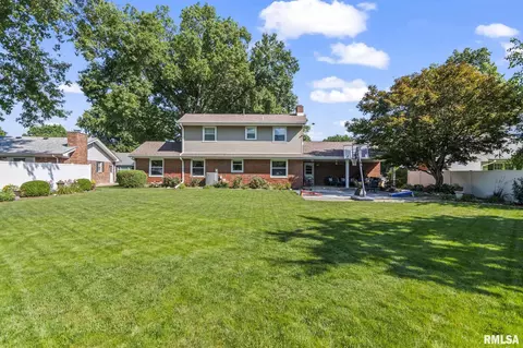 Exterior - 30 Danbury Dr, Springfield, IL 62704 photo 10 of 10