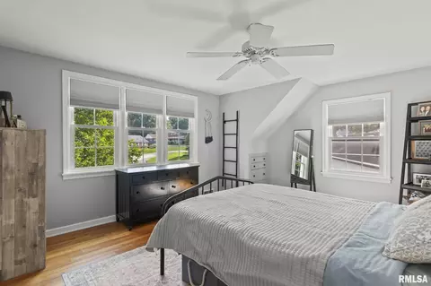 Bedroom - 14 Mclean Ln, Springfield, IL 62704 photo 1 of 6